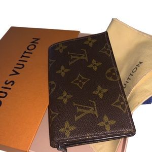 AUTHENTIC LOUIS VUITTON MONOGRAM